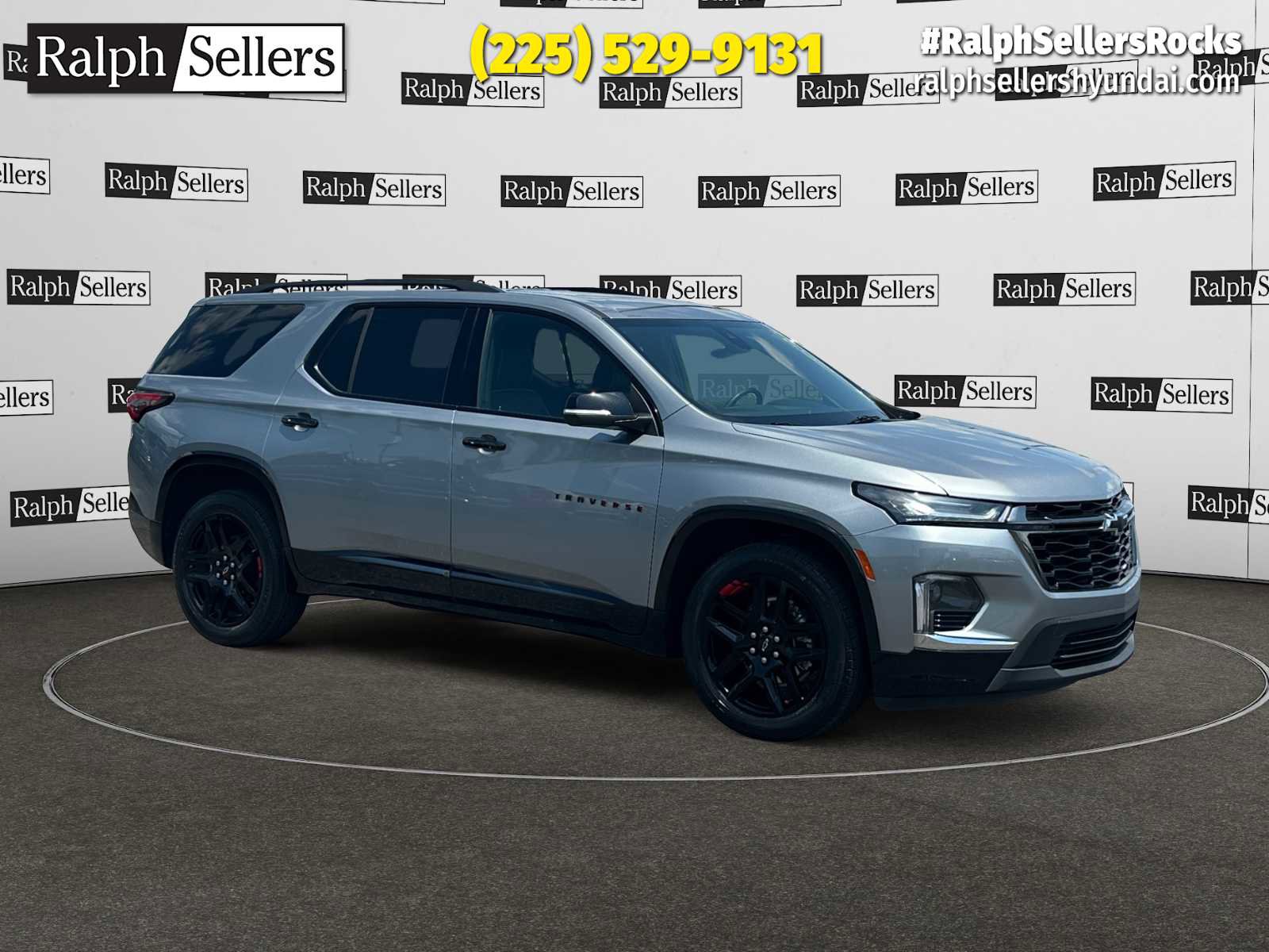 Used 2023 Chevrolet Traverse Premier w/ Redline Edition