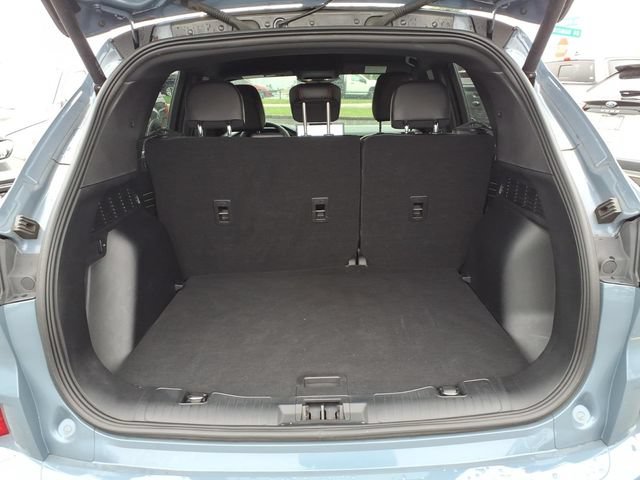 Used 2023 Ford Escape ST-Line w/ Tech Pack #1 AWD/4WD image 8
