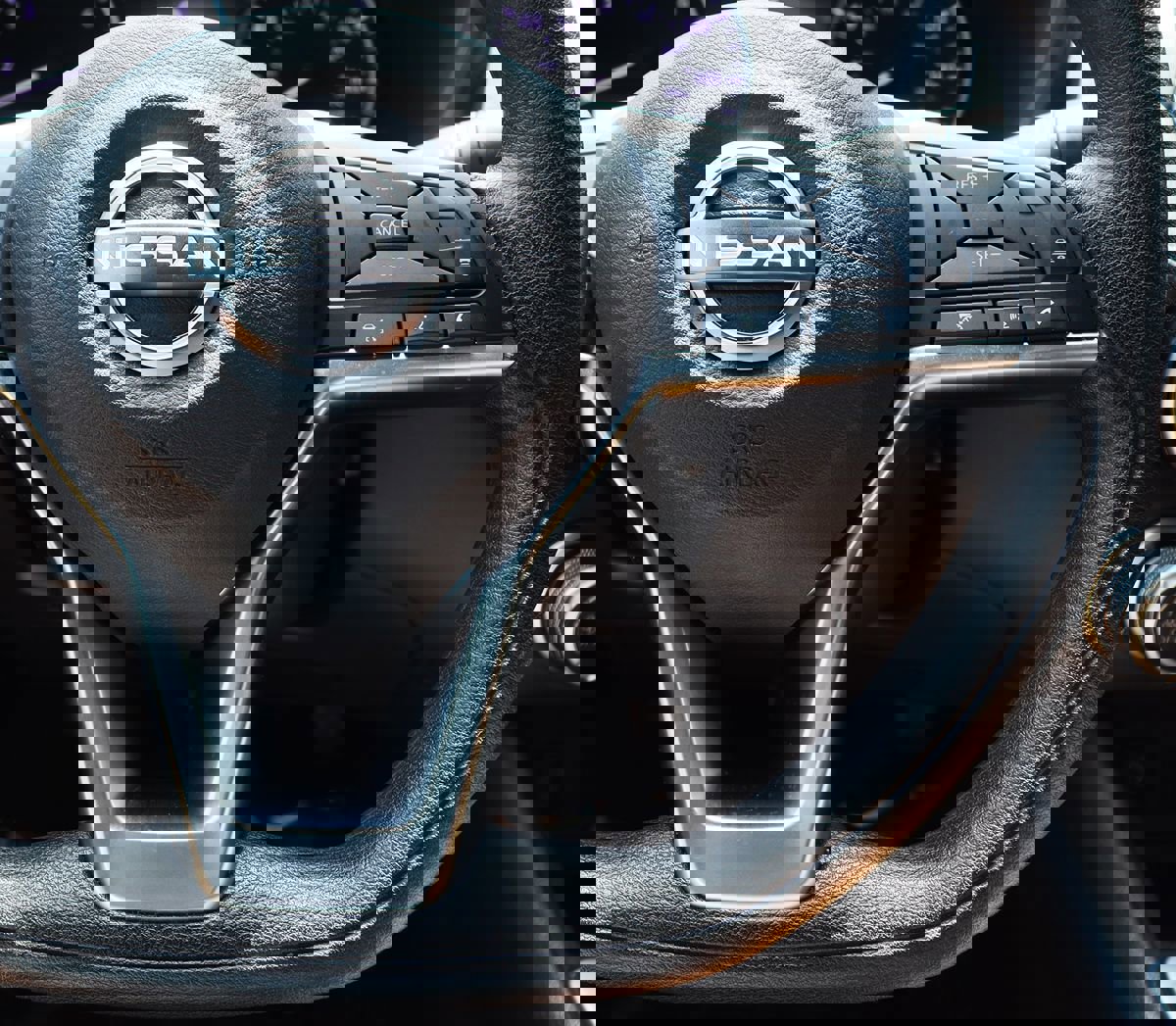 Used 2025 Nissan Sentra SV image 57