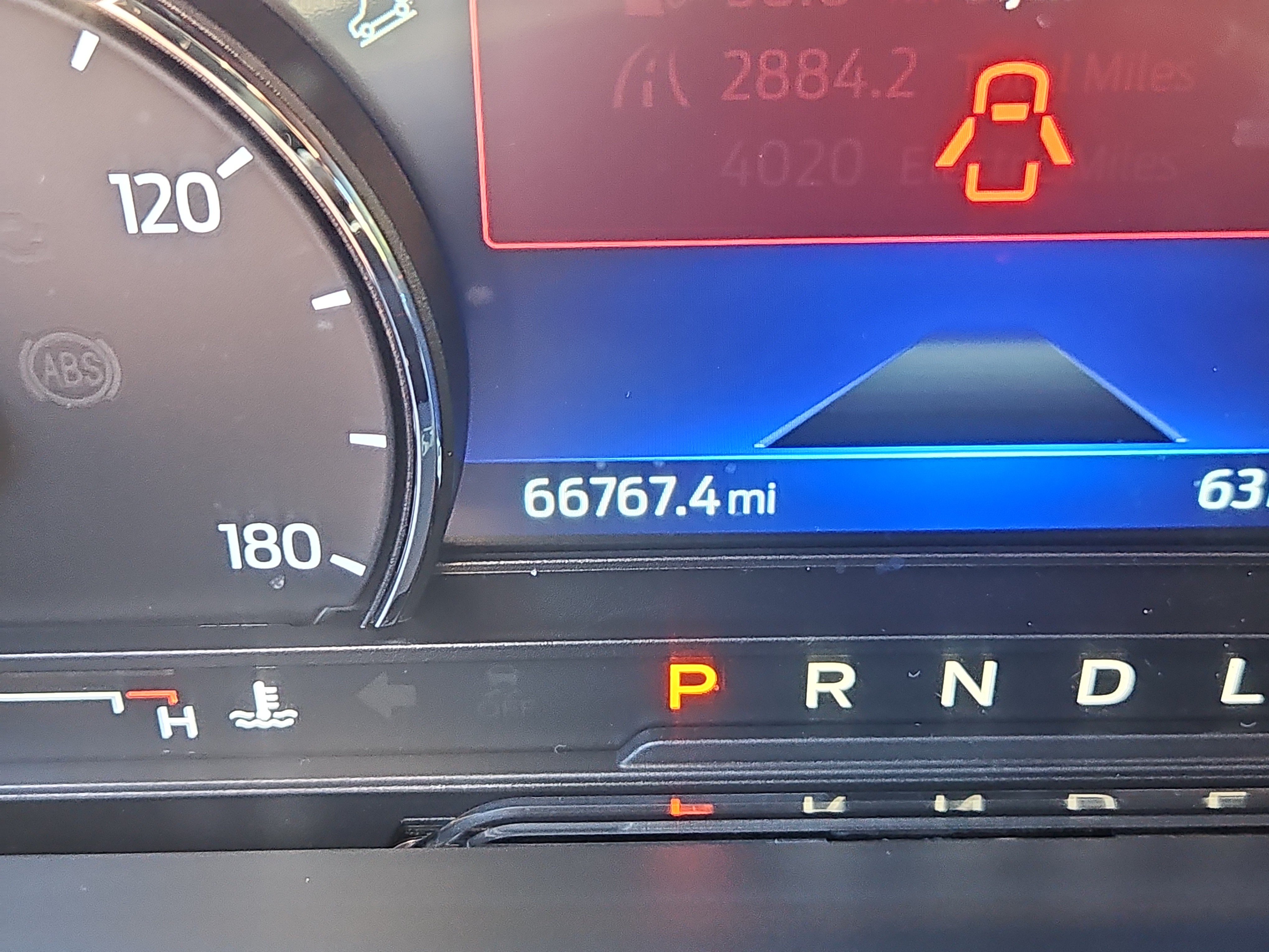 Used 2022 Ford Escape SE AWD/4WD image 6