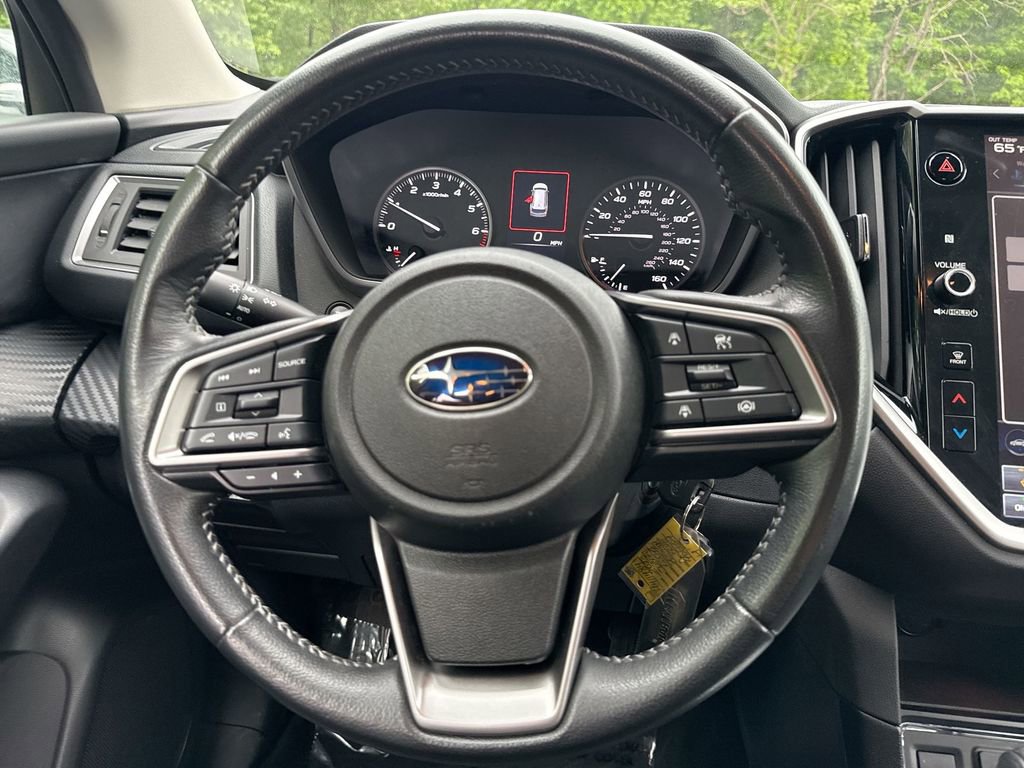 Used 2023 Subaru Ascent Premium AWD/4WD image 11