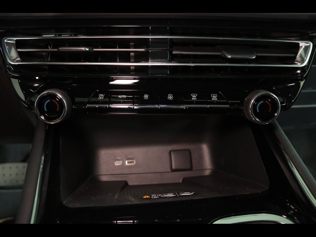 New 2026 Chevrolet Traverse Z71 image 24