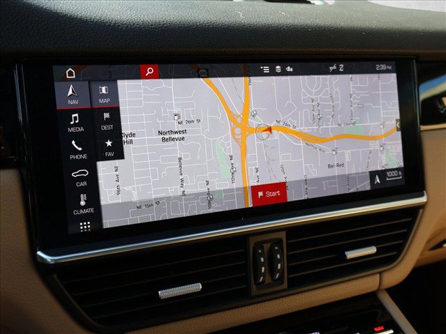Used 2020 Porsche Cayenne AWD/4WD image 17