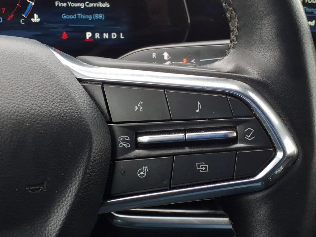 Used 2025 Chevrolet Equinox LT w/ Midnight Edition FWD image 22