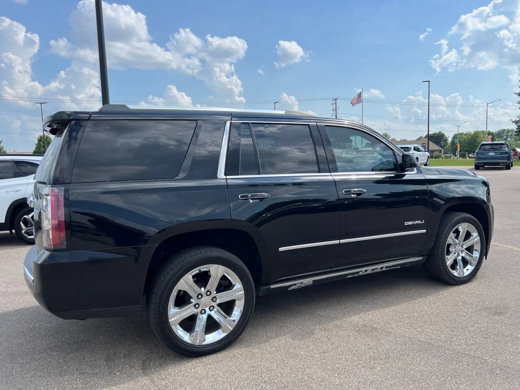 Used 2018 GMC Yukon Denali w/ Denali Ultimate Package AWD/4WD image 3
