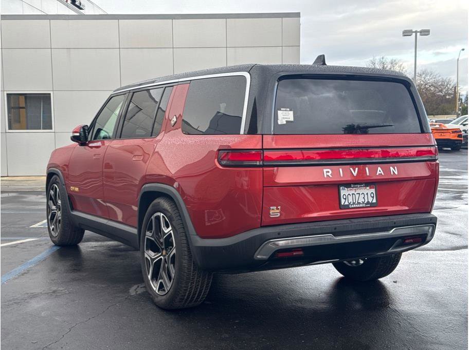 Used 2022 Rivian R1S Launch Edition image 6