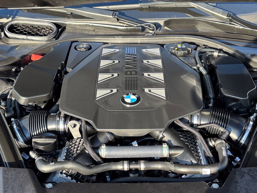 Certified 2023 BMW 760i xDrive image 47