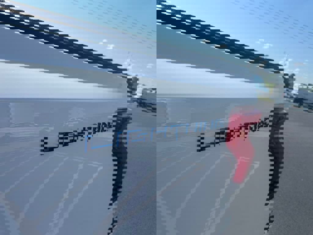 New 2025 Ford F150 Lightning Lariat w/ Max Trailer Tow Package image 25