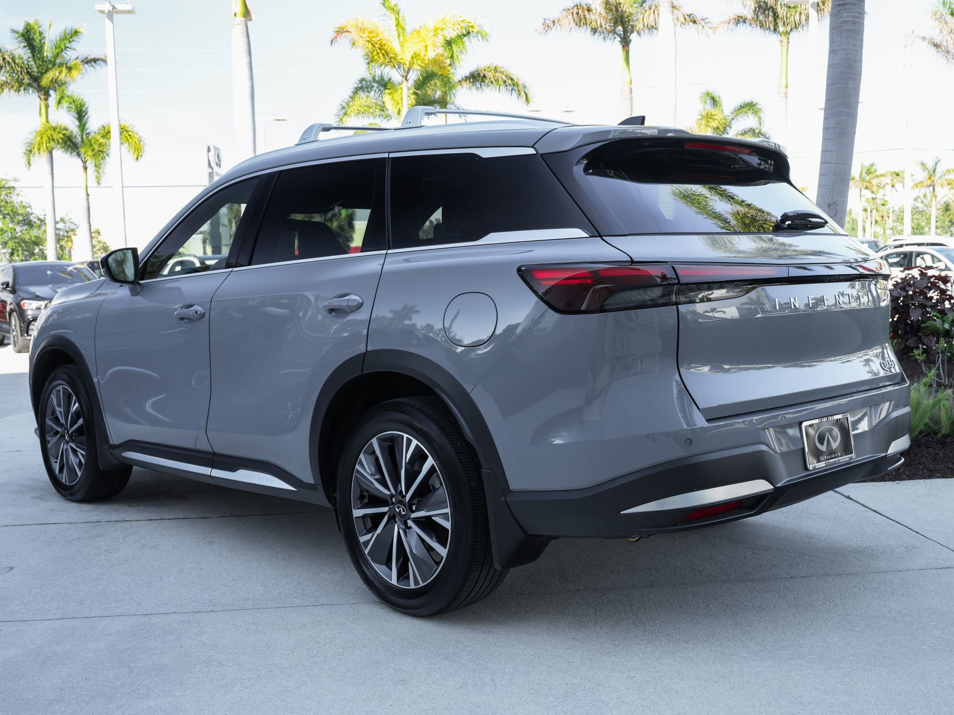 Certified 2026 INFINITI QX60 Luxe w/ Cargo Package FWD image 22