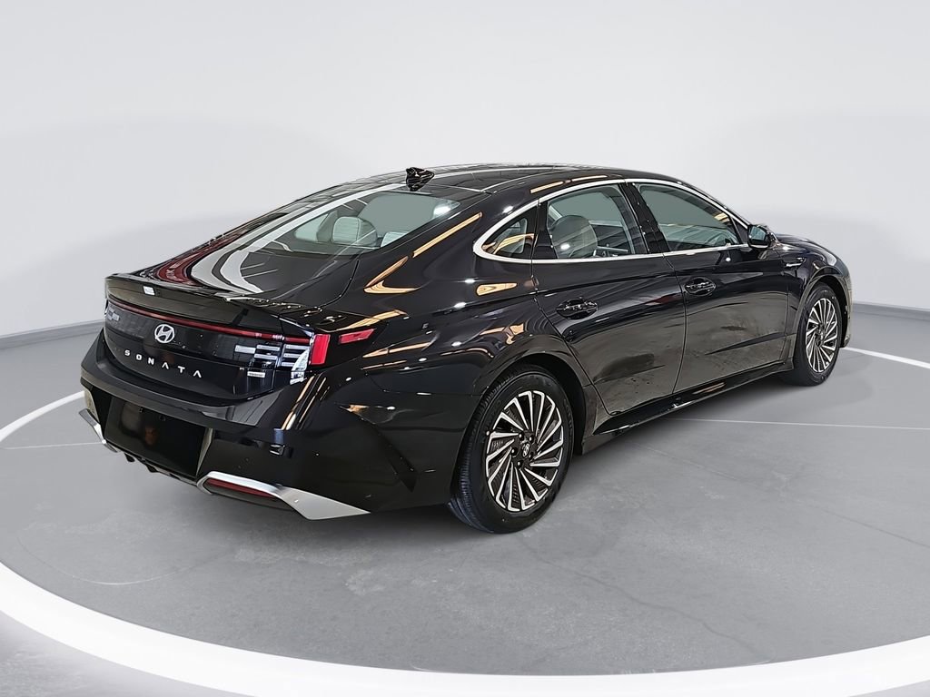 New 2026 Hyundai Sonata SEL FWD image 5