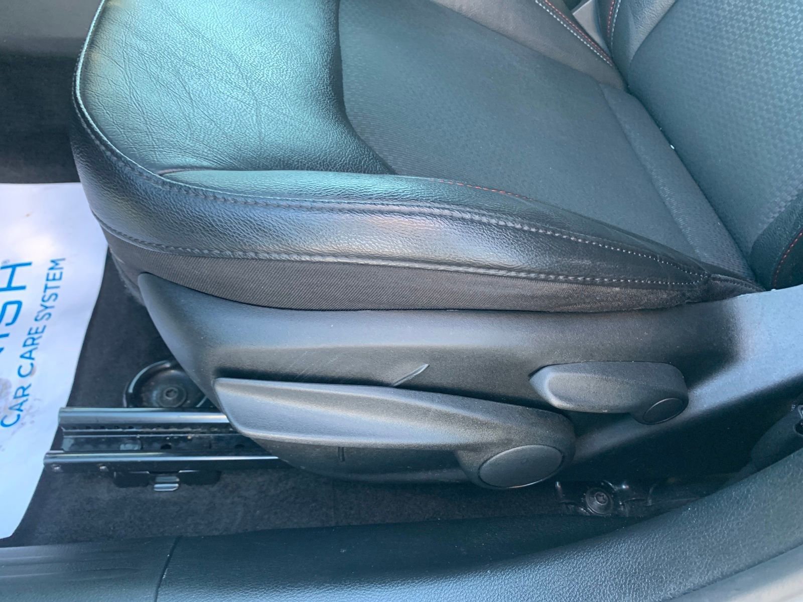 Used 2024 Jeep Compass Trailhawk image 14