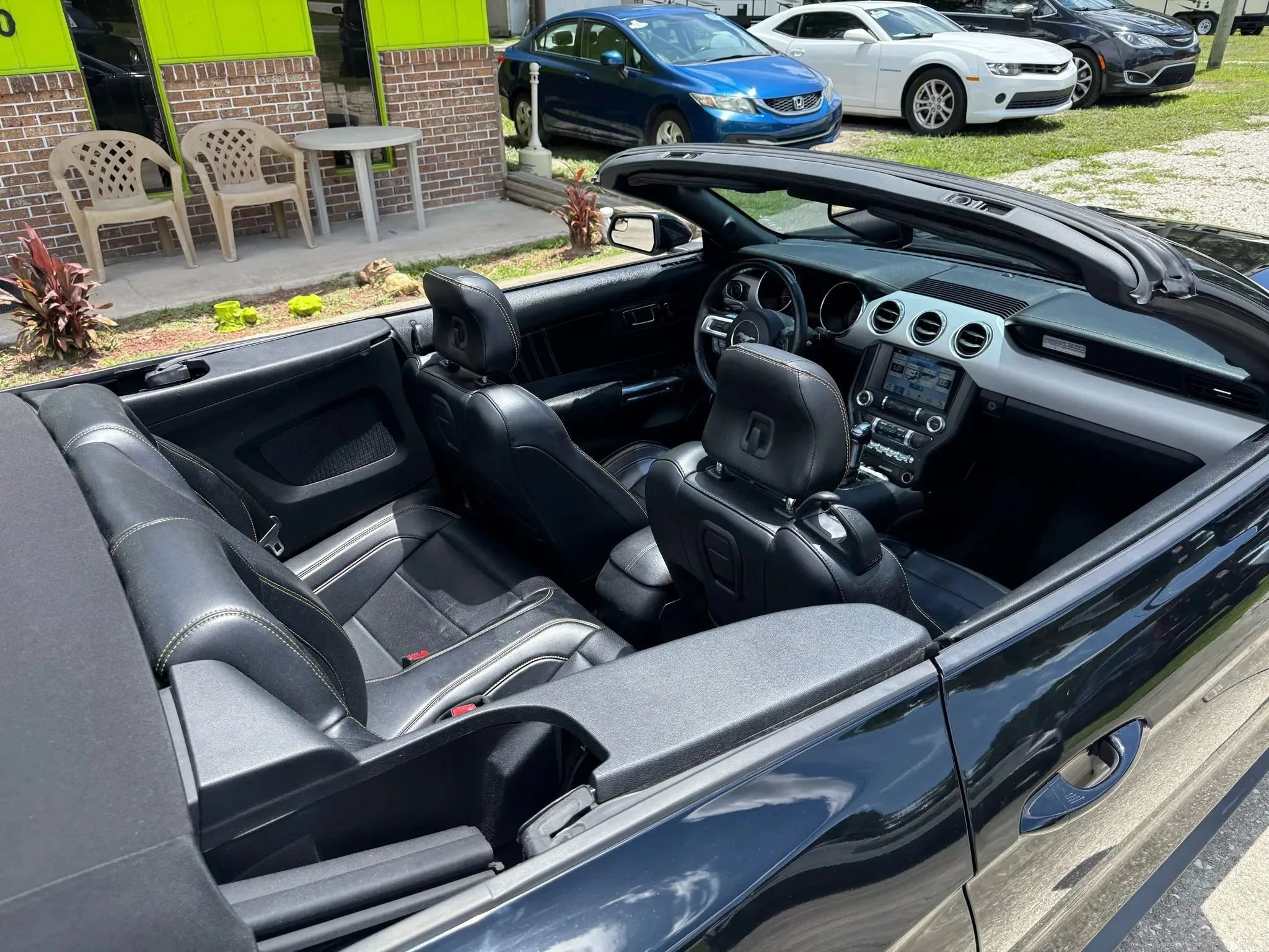 Used 2016 Ford Mustang GT Premium w/ Black Accent Package RWD image 32