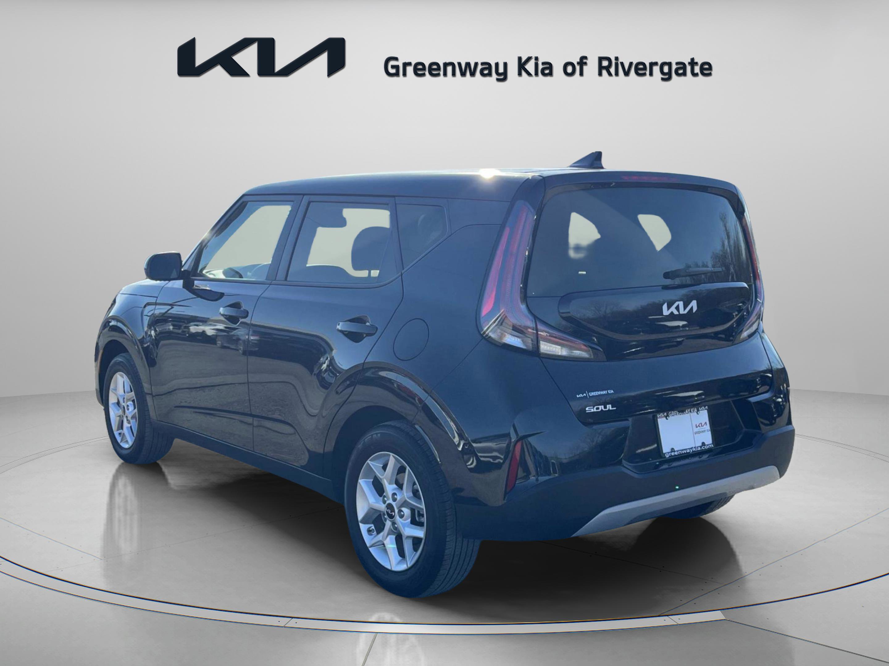 Used 2025 Kia Soul LX w/ LX Technology Package image 5