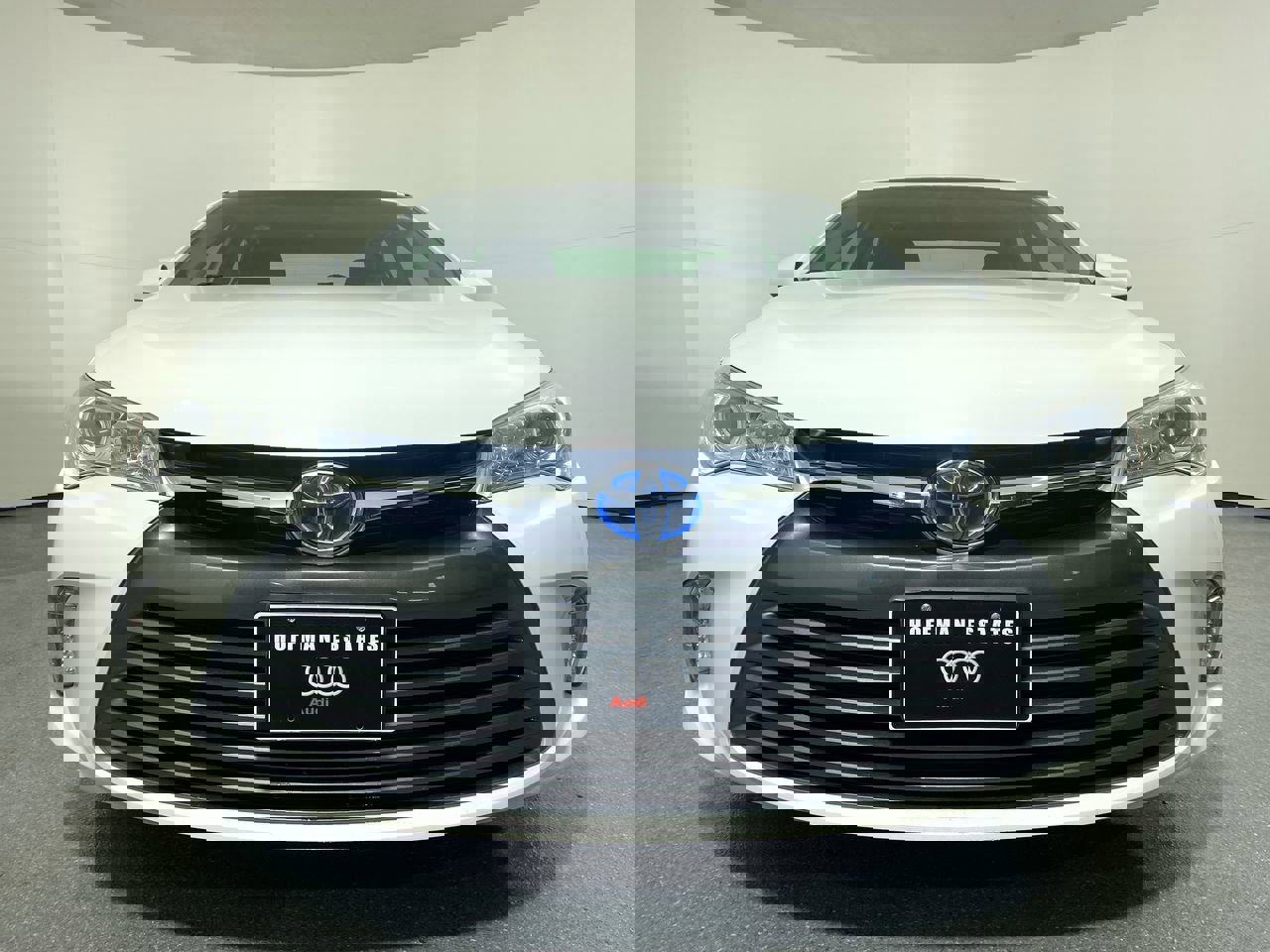 Used 2015 Toyota Camry LE image 23