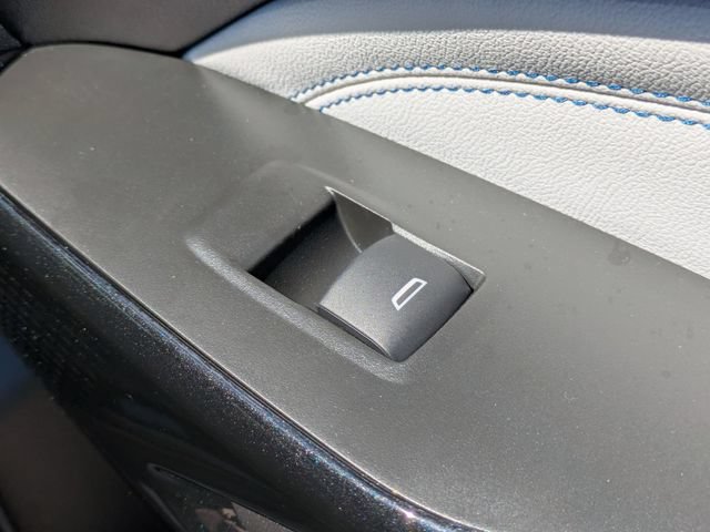New 2026 Chevrolet Trax LT w/ Driver Confidence Package FWD image 32