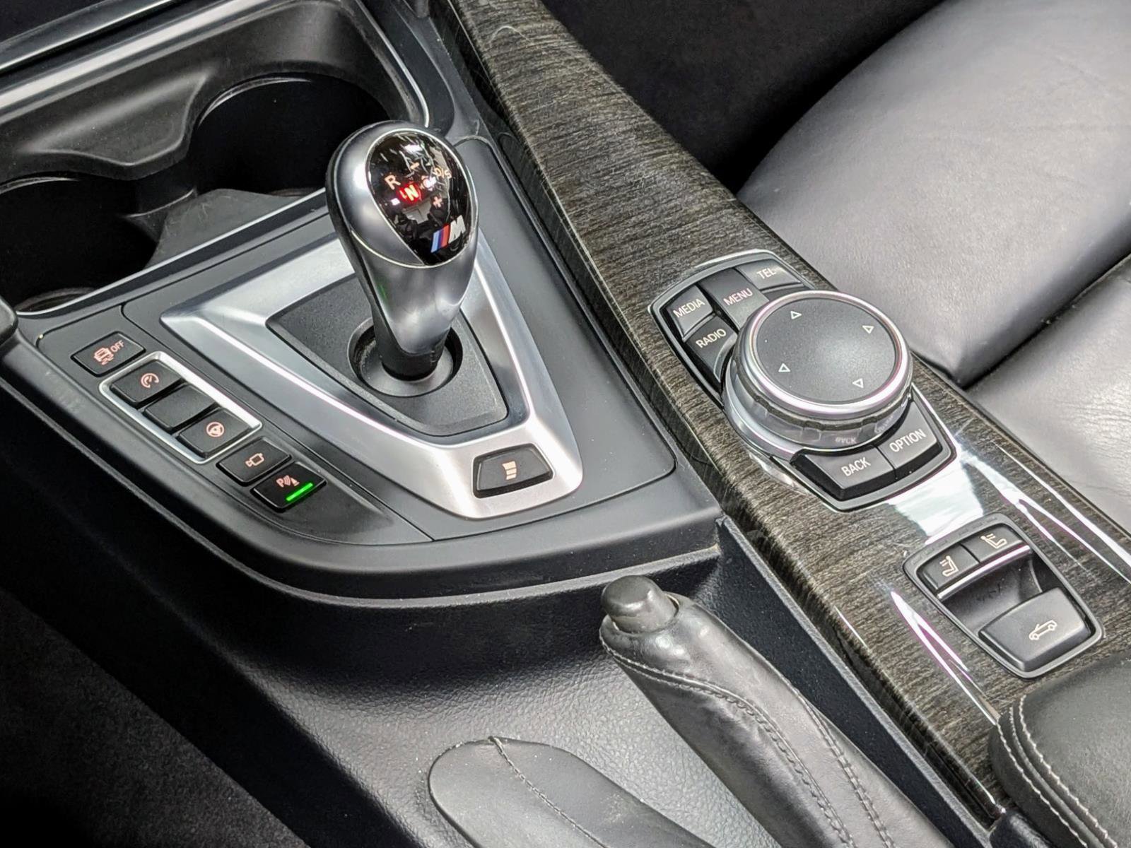 Used 2015 BMW M4 Convertible RWD image 30