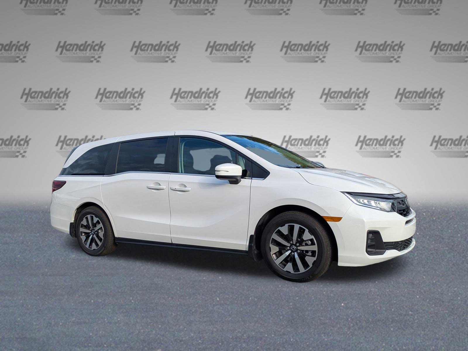 Certified 2026 Honda Odyssey EX-L image 2