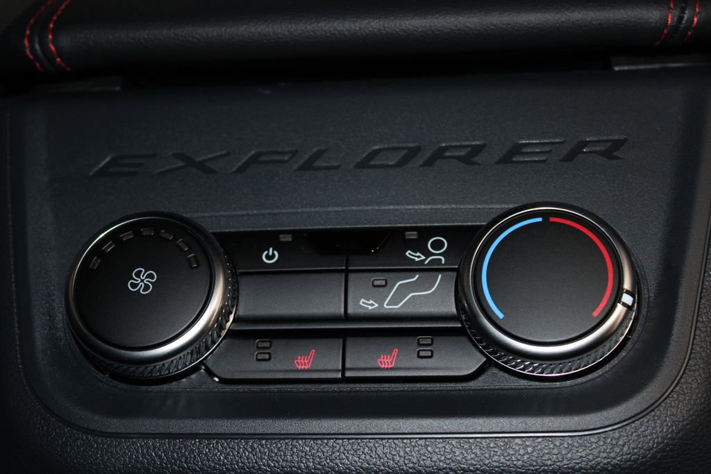 New 2026 Ford Explorer ST-Line w/ ST-Line Street Pack RWD image 35