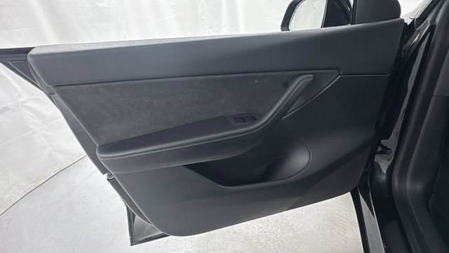 Used 2021 Tesla Model Y Performance image 19