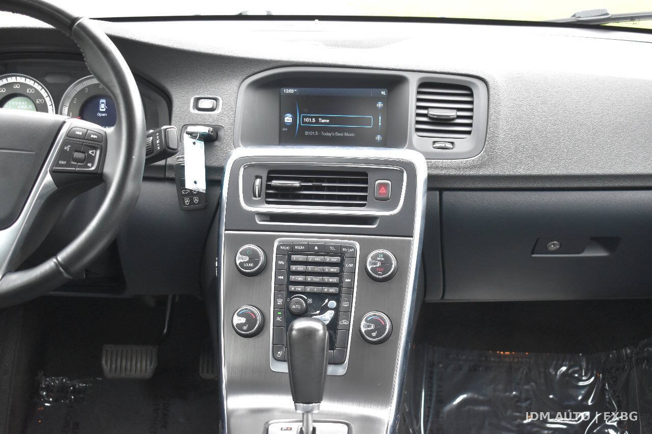 Used 2012 Volvo S60 T5 FWD image 23