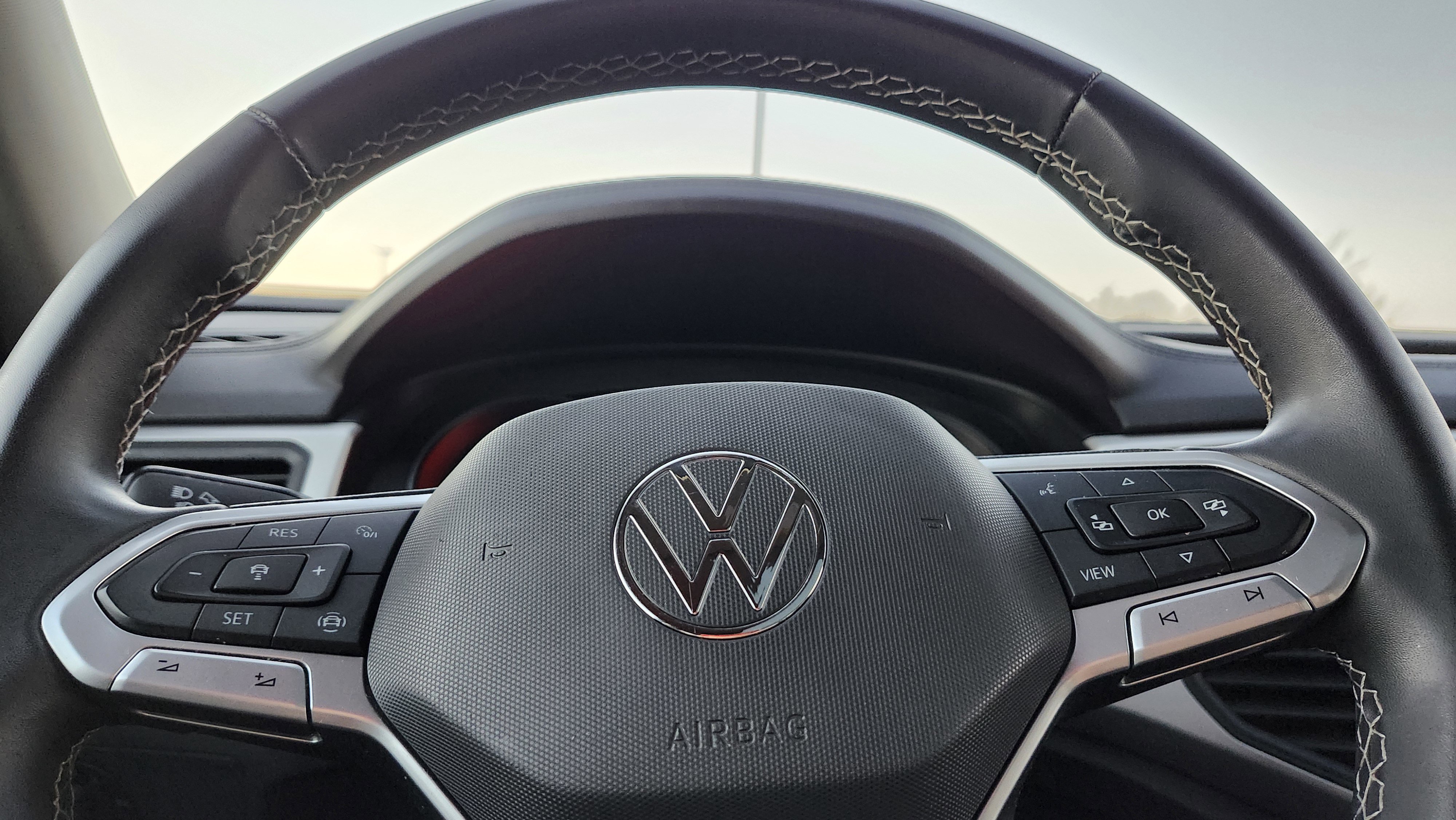 Used 2021 Volkswagen Atlas SE w/ Panoramic Sunroof Package image 30