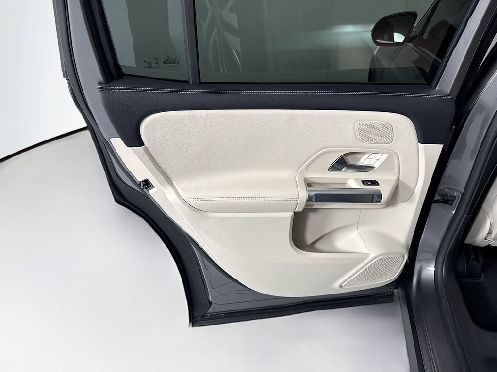 Certified 2026 Mercedes-Benz GLB 250 image 26