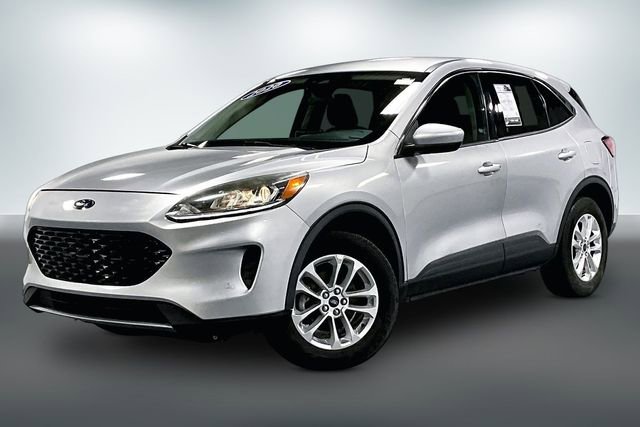 Used 2020 Ford Escape SE image 3