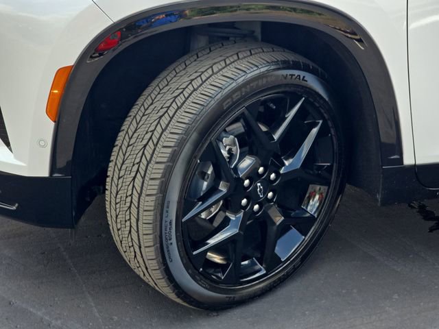 Used 2024 Chevrolet Traverse RS image 32