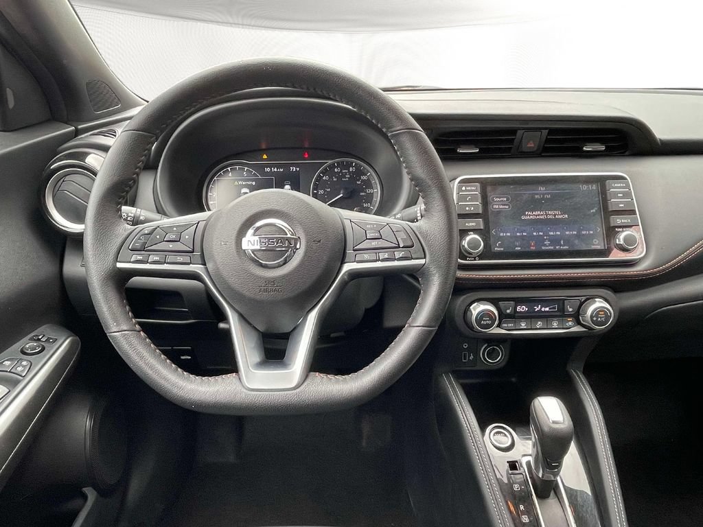 Used 2019 Nissan Kicks SR w/ SR Premium Package FWD image 11