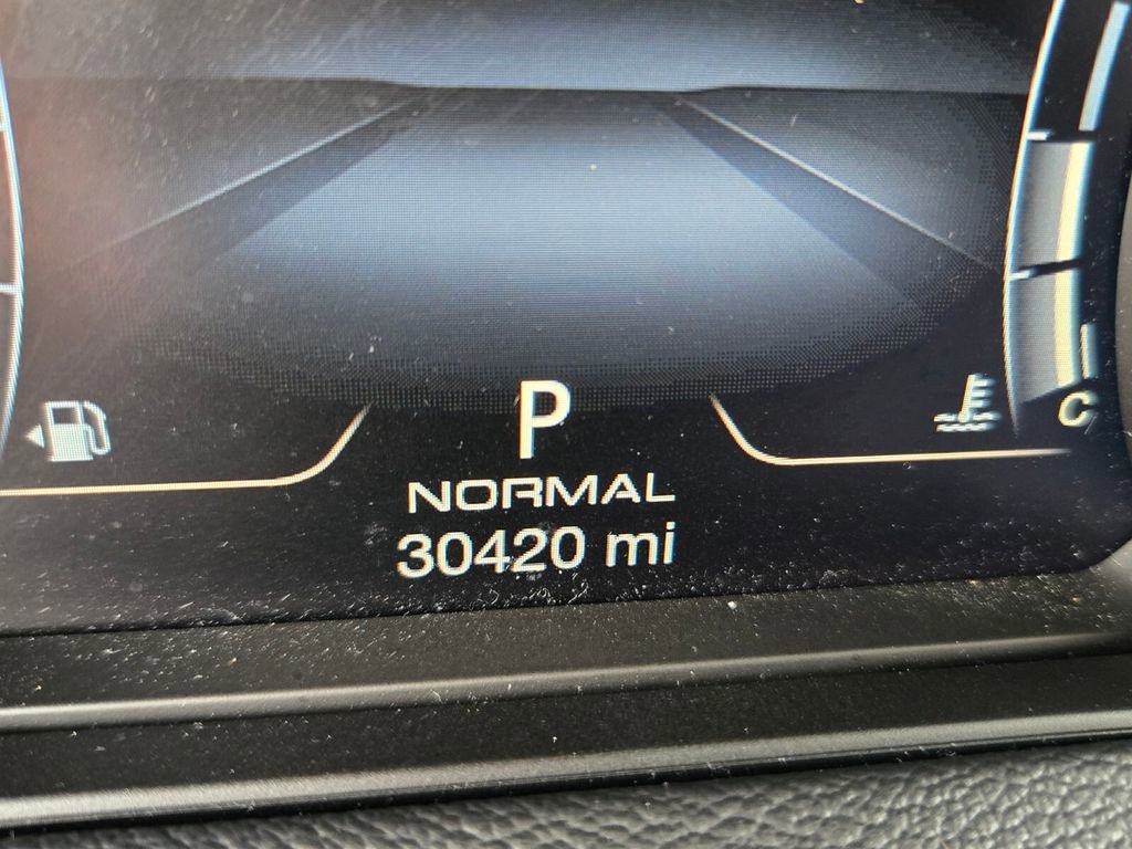 Used 2023 Maserati Levante GT image 26