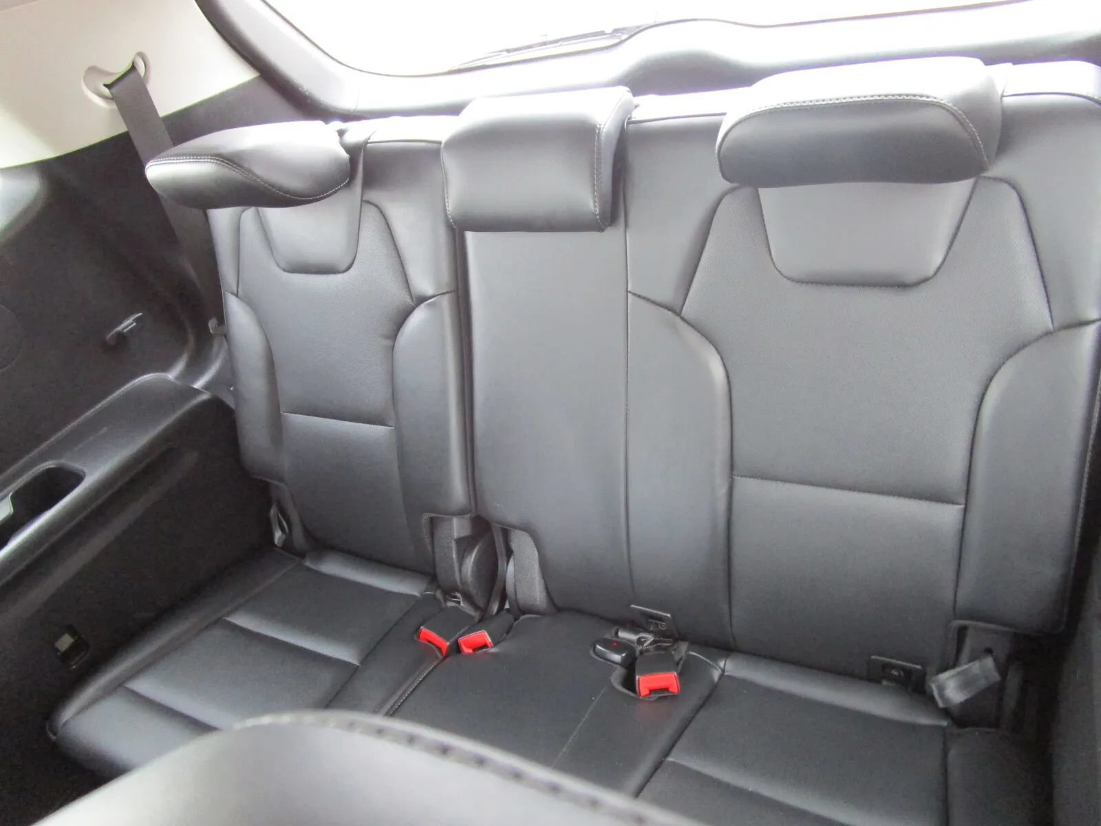 Used 2025 Kia Telluride S AWD/4WD image 14