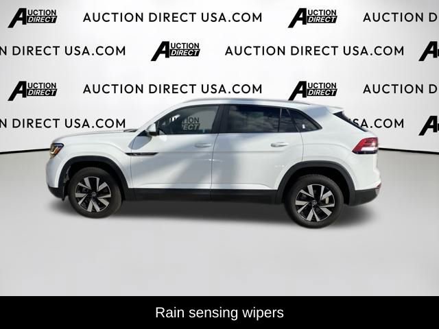 Used 2022 Volkswagen Atlas Cross Sport SE image 8