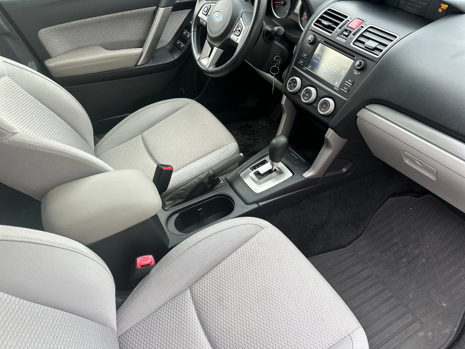 Used 2017 Subaru Forester 2.5i w/ Alloy Wheel Package image 16