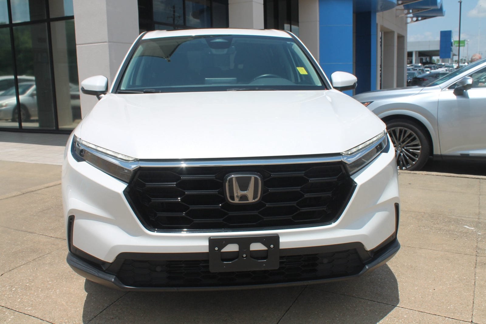 Used 2025 Honda CR-V EX-L image 2