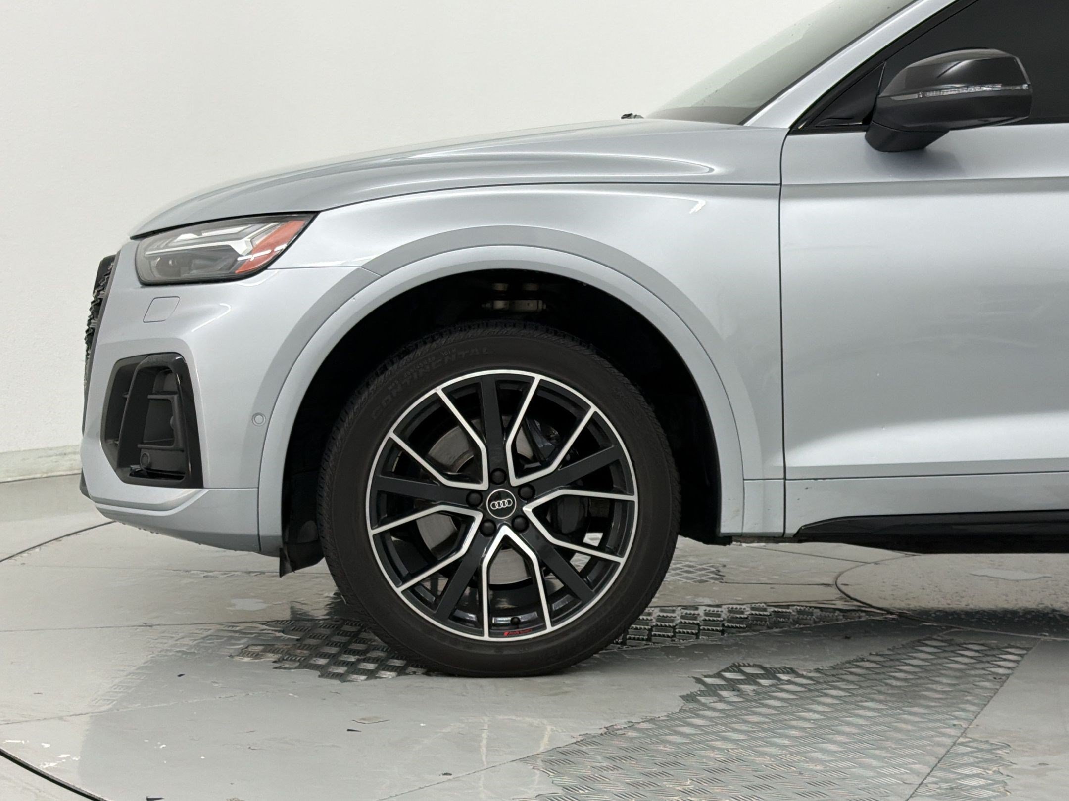 Certified 2022 Audi SQ5 Prestige w/ Prestige Package AWD/4WD image 24