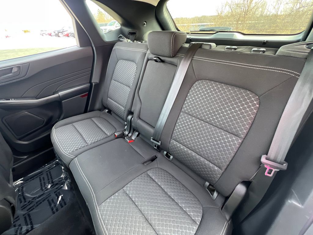 Used 2023 Ford Escape Active image 29