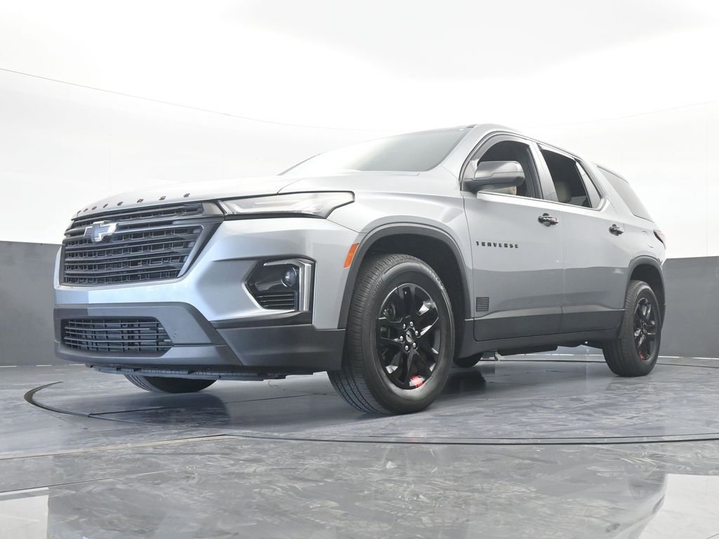 Used 2023 Chevrolet Traverse LS image 53