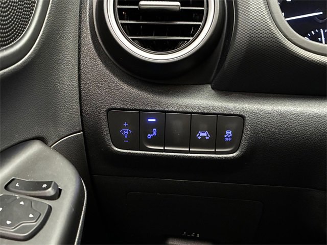 Used 2021 Hyundai Kona SEL w/ Cargo Package image 22