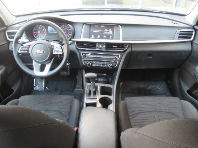 Used 2019 Kia Optima LX image 3