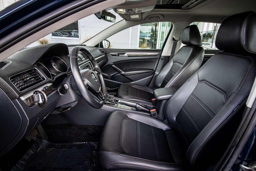 Used 2018 Volkswagen Passat 2.0T SE image 26