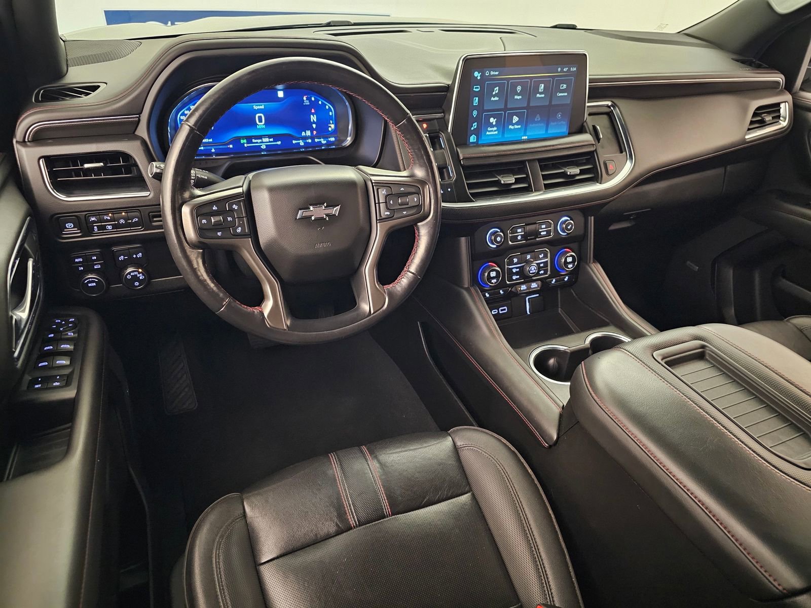 Used 2022 Chevrolet Suburban RST w/ Sport Performance Package image 14