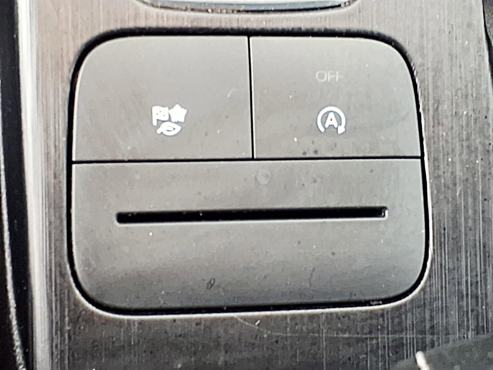 Used 2022 Ford Escape SE w/ SE Sport Appearance Package FWD image 22