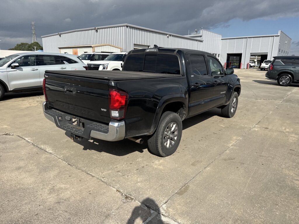 Used 2018 Toyota Tacoma SR5 image 17