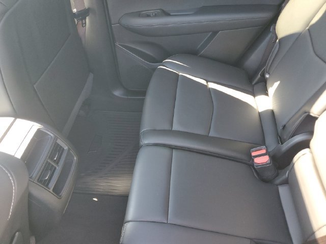Certified 2024 Cadillac XT5 Premium Luxury AWD/4WD image 33