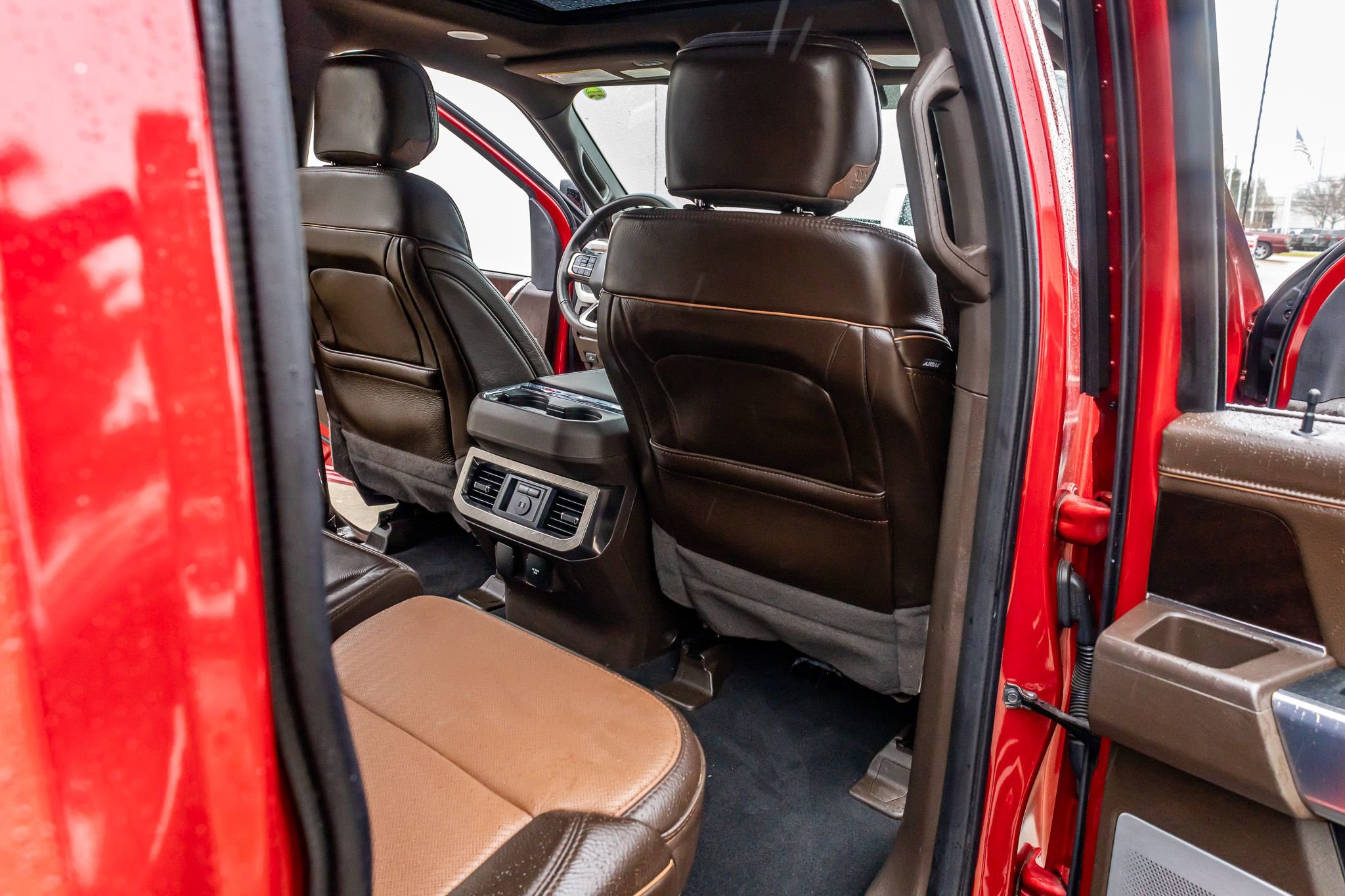 Used 2024 Ford F250 King Ranch w/ FX4 Off-Road Package image 29