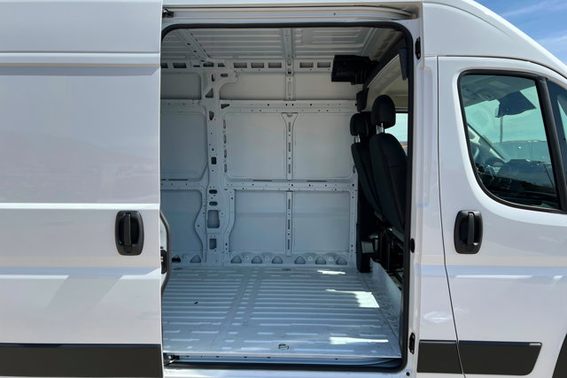 New 2026 RAM ProMaster 2500 image 18