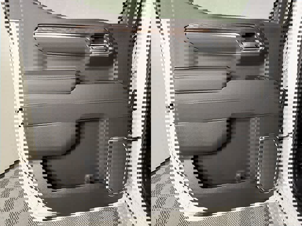 New 2026 GMC Sierra 1500 SLT w/ SLT Premium Plus Package AWD/4WD image 37