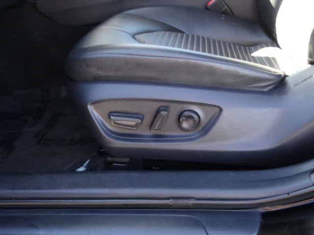 Certified 2023 Toyota Camry SE image 16