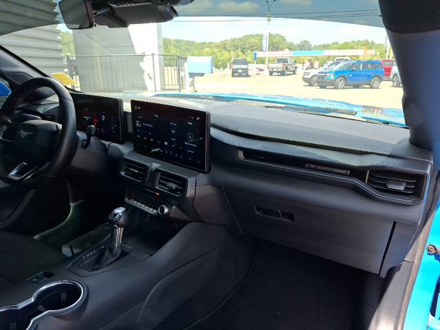 Used 2024 Ford Mustang Coupe RWD image 30