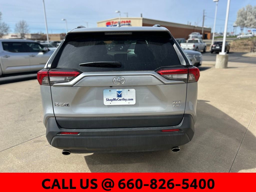 Used 2025 Toyota RAV4 XLE AWD/4WD image 8